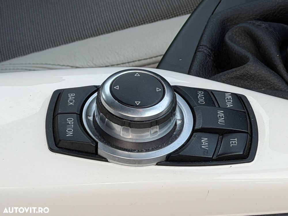 BMW Seria 1 - 11