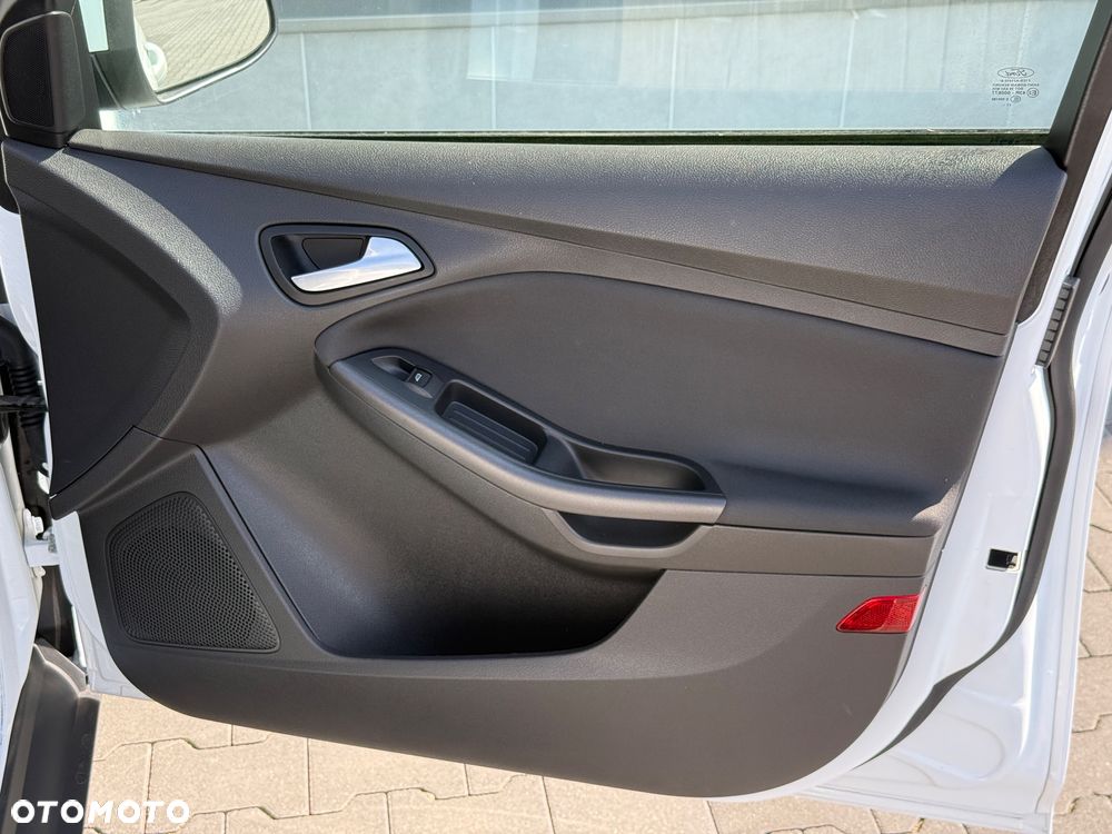 Ford Focus - 28