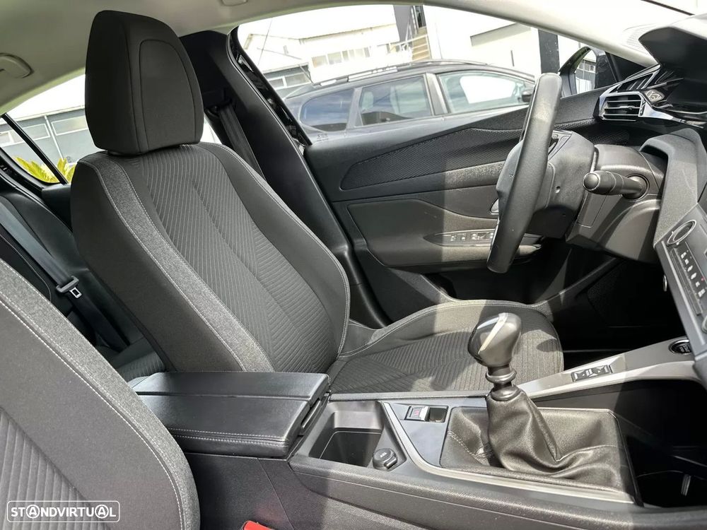 Peugeot 308 1.2 PureTech Business Line - 57