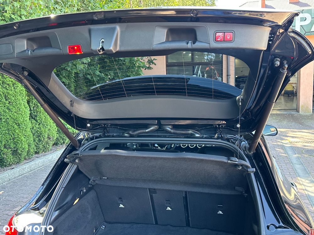 Mercedes-Benz GLA 250 4Matic 8G-DCT - 10