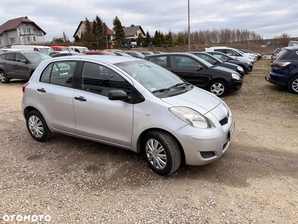 Toyota Yaris 1.4 D-4D Luna - 10