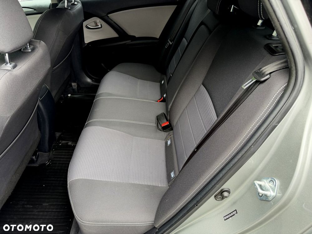 Toyota Avensis Touring Sports 1.8 Business Edition - 31