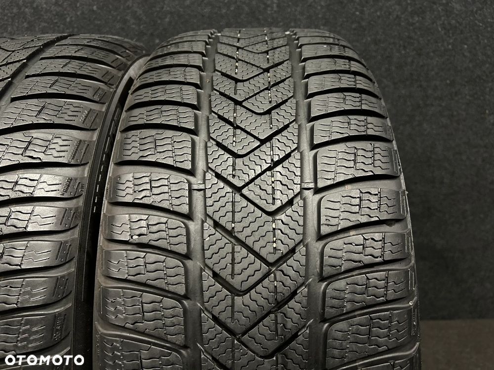 Opony zimowe Pirelli SottoZero 3 235/45/18 94V 2szt. Ładne! - 3