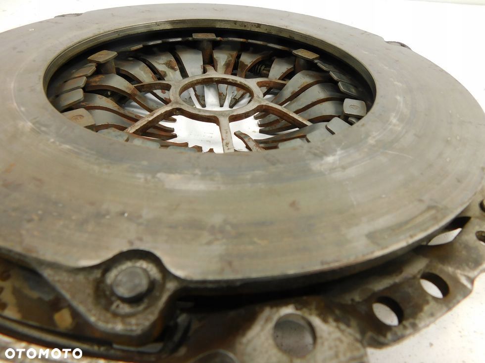 Sprzęgło koło dwumasowe Peugeot 407 2.0 HDI Citroen C5 II C4 Picasso Expert - 15