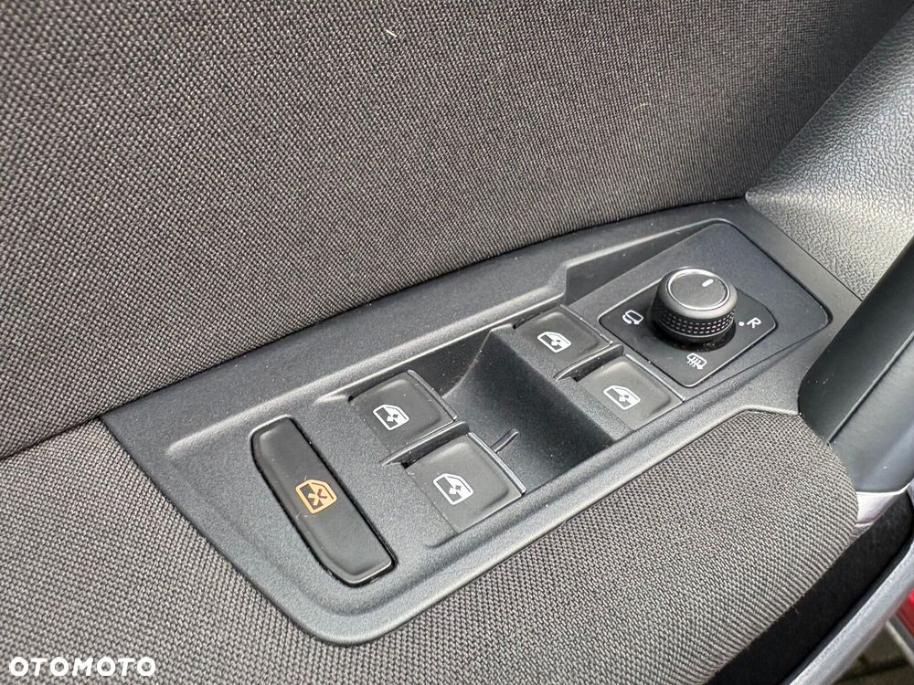Volkswagen Tiguan - 19