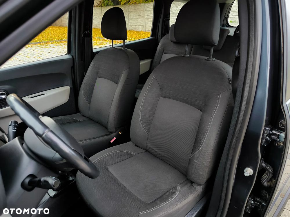 Dacia Lodgy 1.5 dCi Laureate - 12