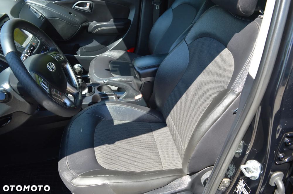 Hyundai ix35 1.6 GDI Premium 2WD - 19
