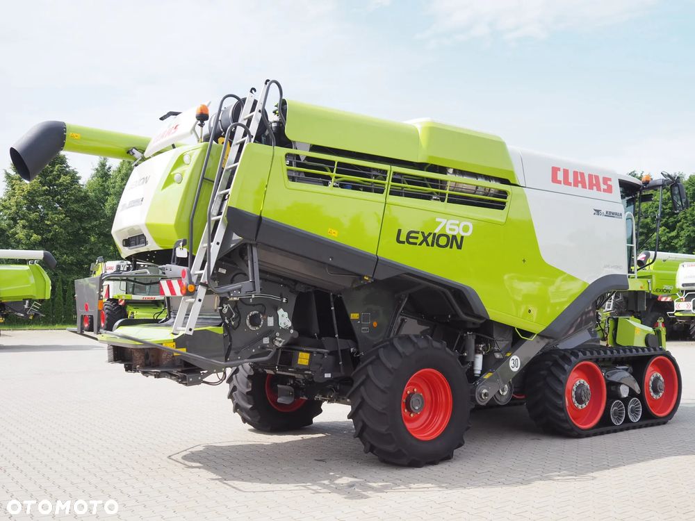Claas Lexion 760TT + V930 - 4