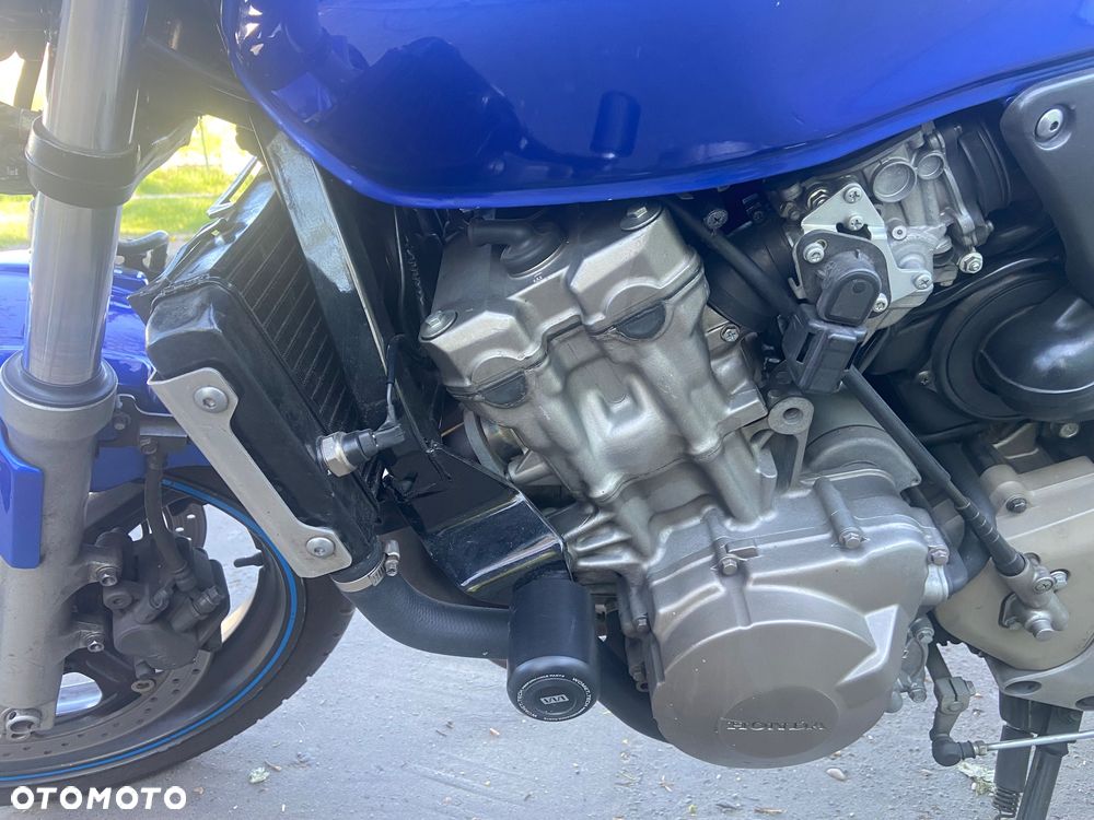Honda Hornet - 9