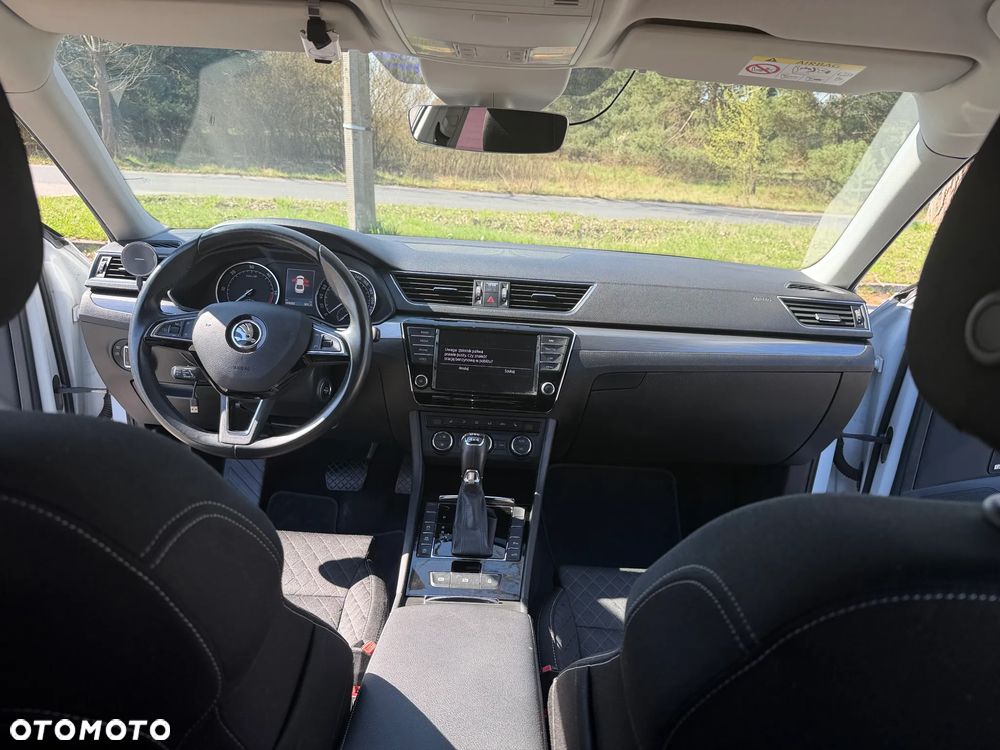 Skoda Superb 2.0 TDI 4x4 Ambition DSG - 23