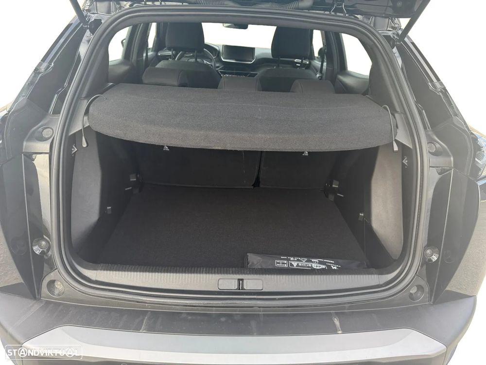 Peugeot 2008 1.2 PureTech Style - 16