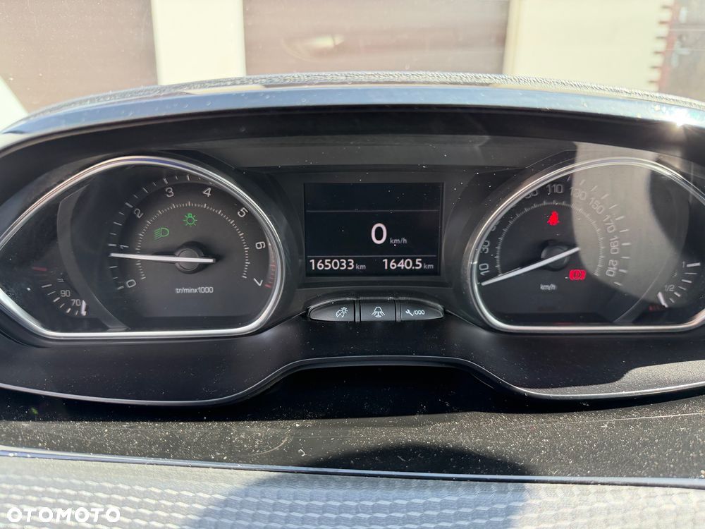 Peugeot 2008 1.6 VTi Allure - 13