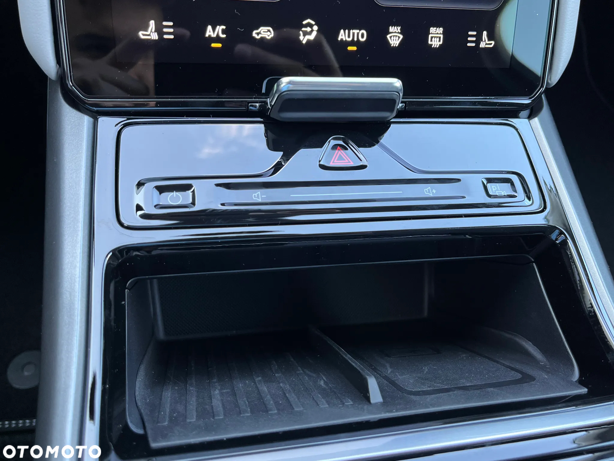 Ford Explorer 77kWh RWD - 19