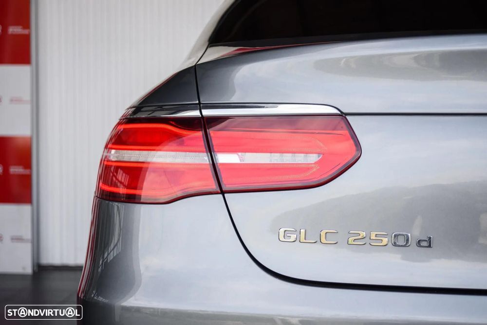Mercedes-Benz GLC 250 d Coupé AMG Line 4-Matic - 16