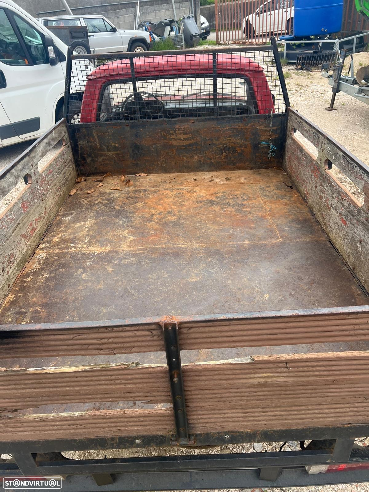 Toyota Hilux - 7