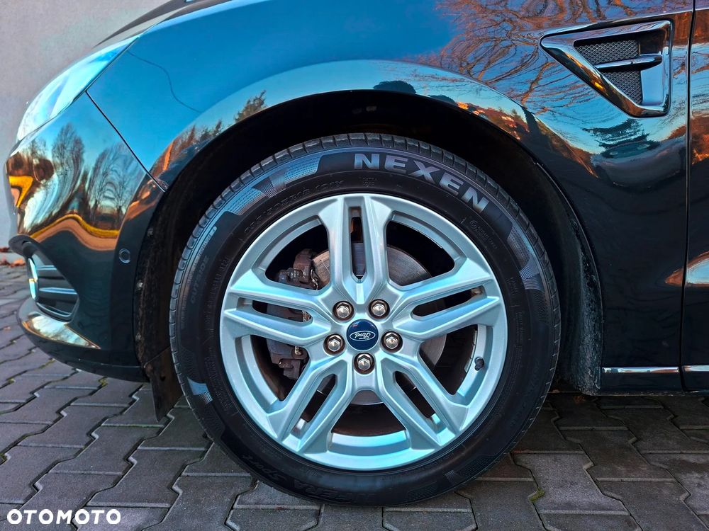 Ford S-Max - 15