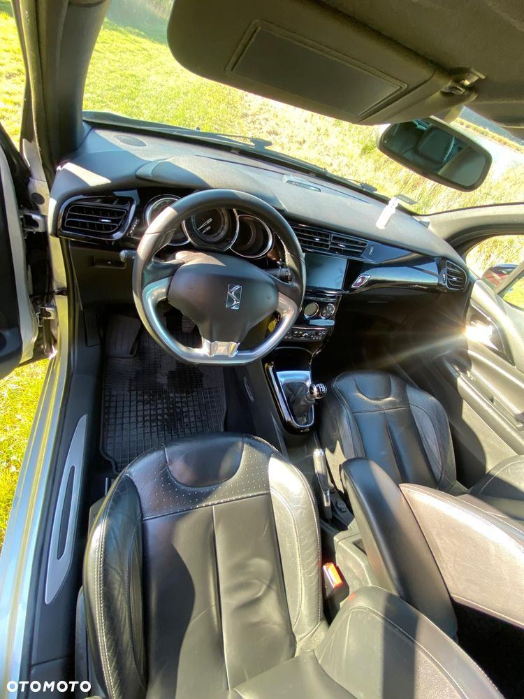Citroën DS3 VTi 120 SoChic - 9