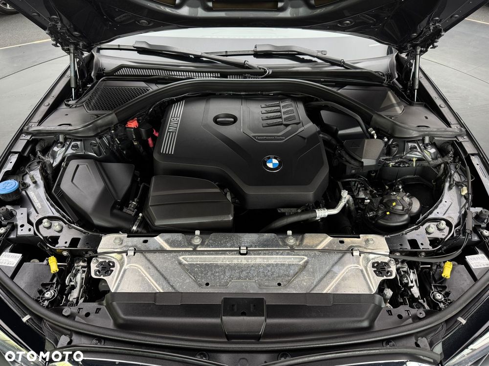 BMW Seria 3 318i - 21