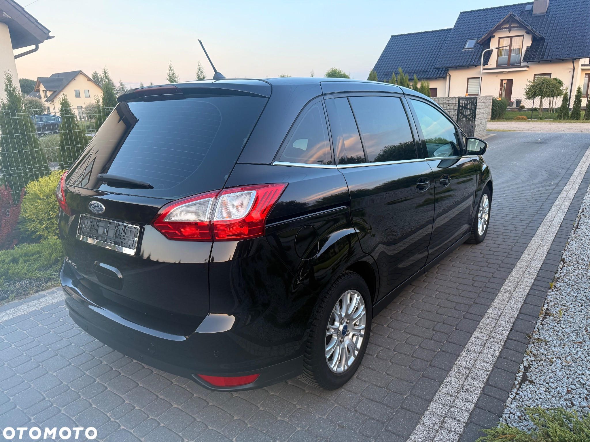 Ford Grand C-MAX - 6