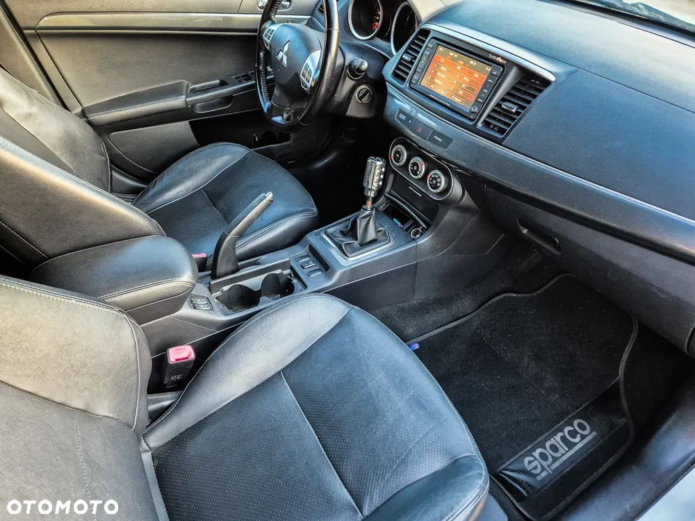 Mitsubishi Lancer 1.8 Instyle NAVI - 9