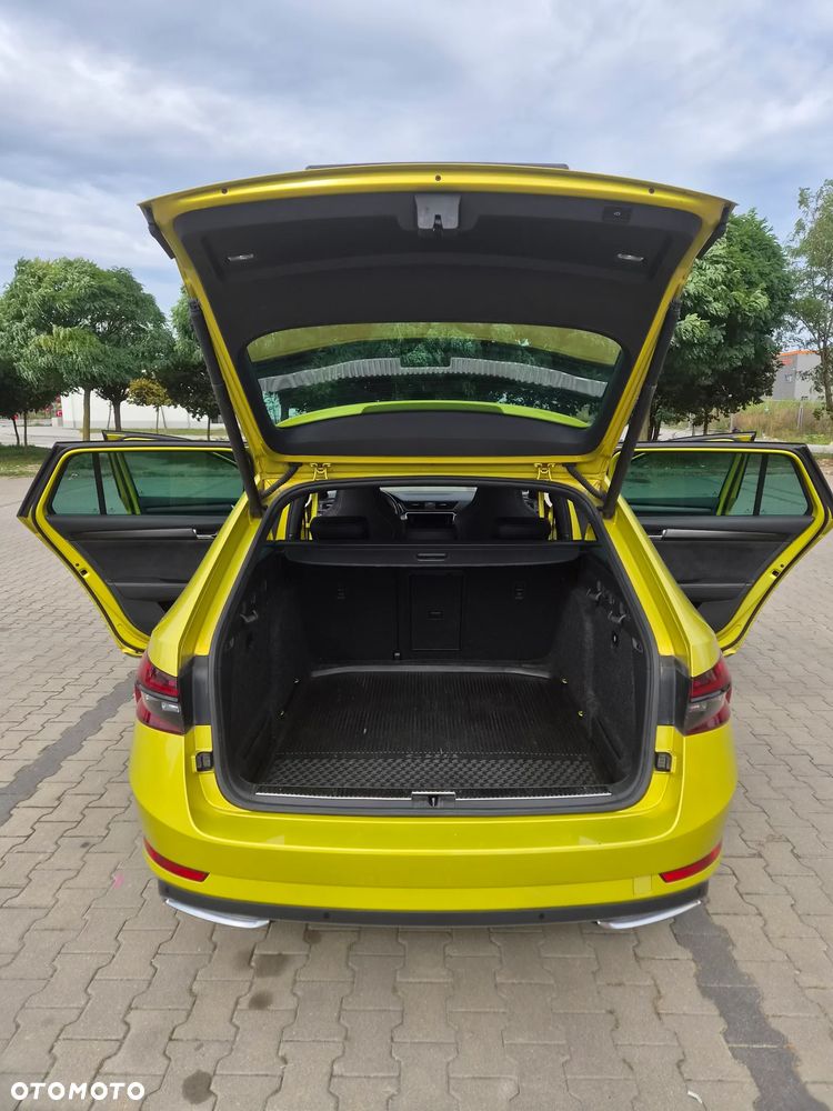 Skoda Superb 2.0 TSI Sportline DSG - 8