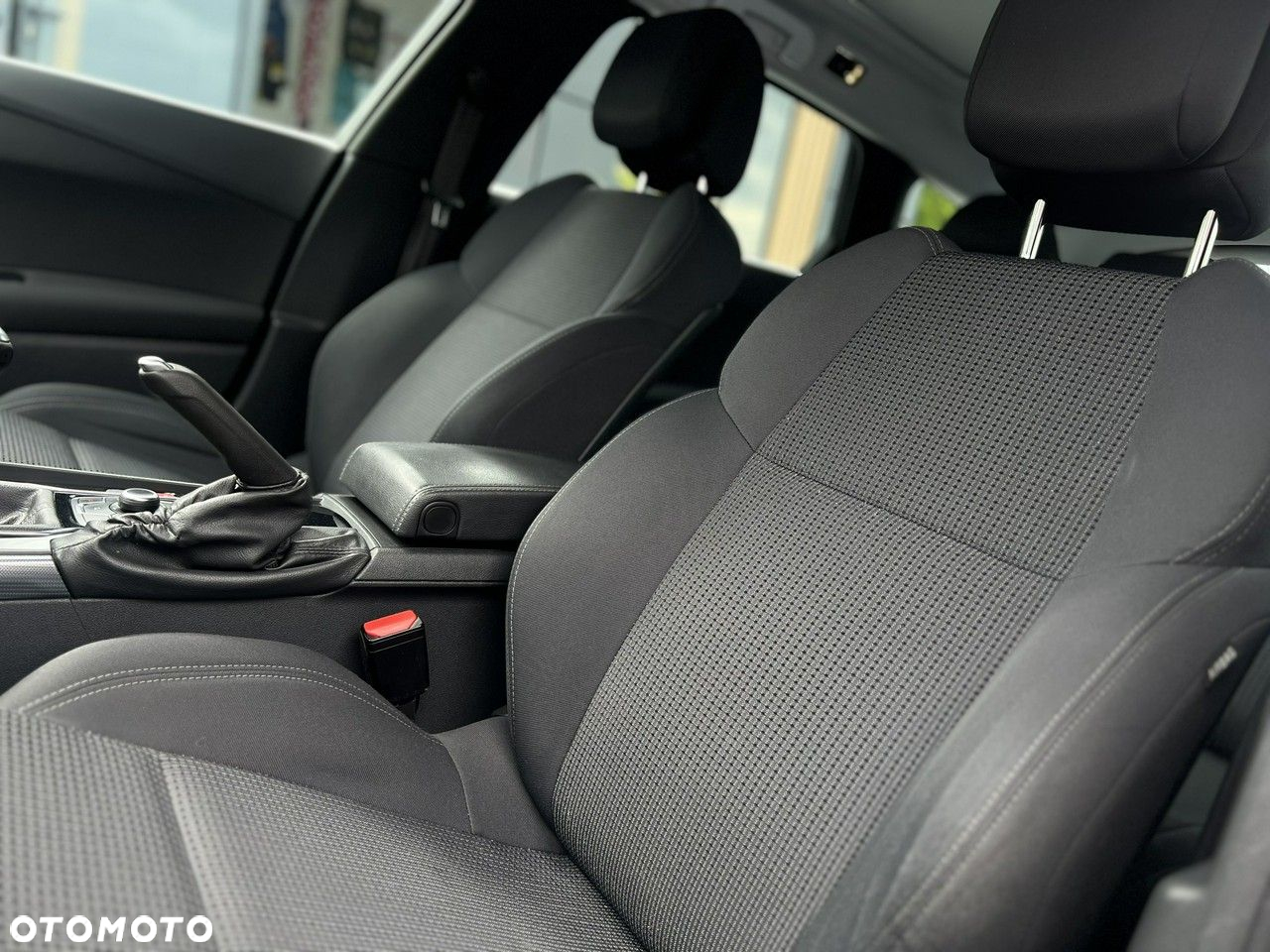 Peugeot 508 SW HDi FAP 115 Access - 28