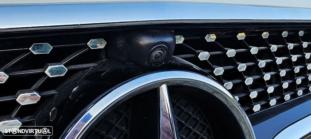 Mercedes-Benz E 220 d AMG Line - 36