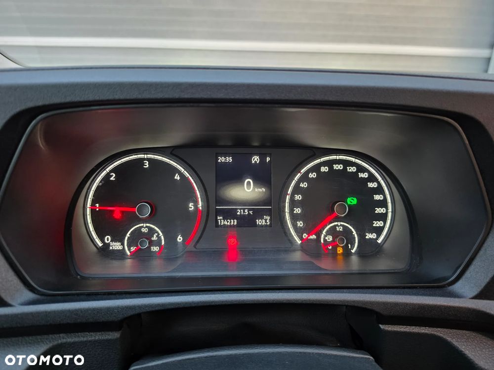 Volkswagen Caddy 2.0 TDI DSG - 27