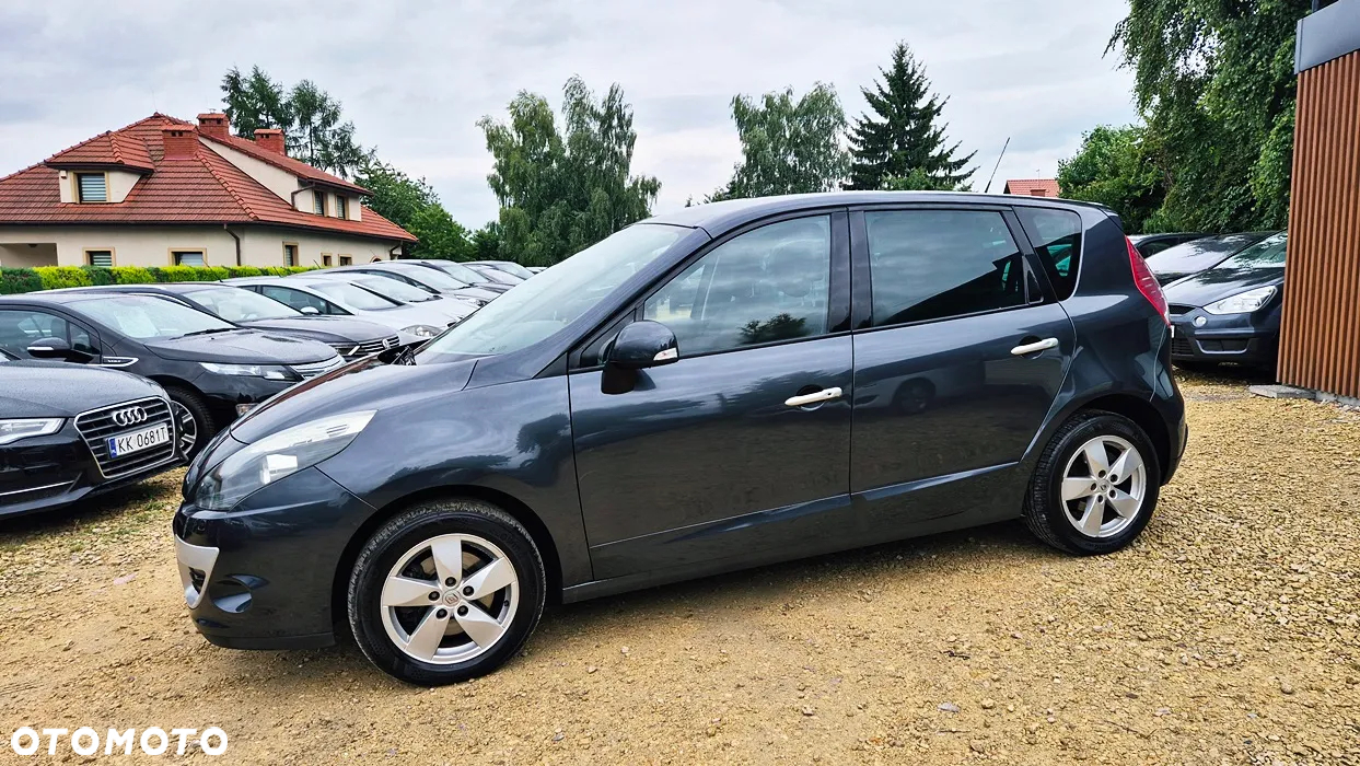 Renault Scenic 1.6 16V 110 TomTom Edition - 24