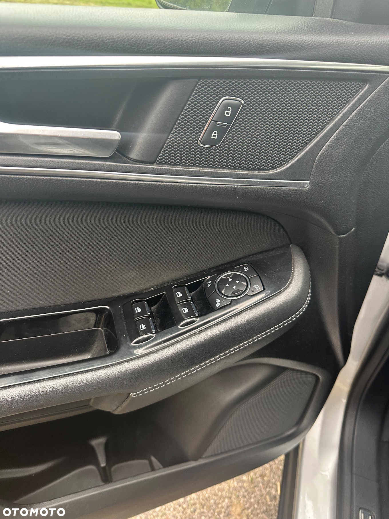 Ford S-Max 2.0 TDCi Titanium PowerShift - 27