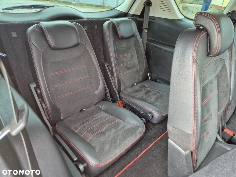 Ford S-Max 2.2 TDCi DPF Titanium X - 13