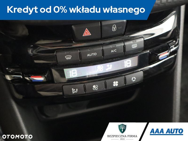 Peugeot 2008 - 14