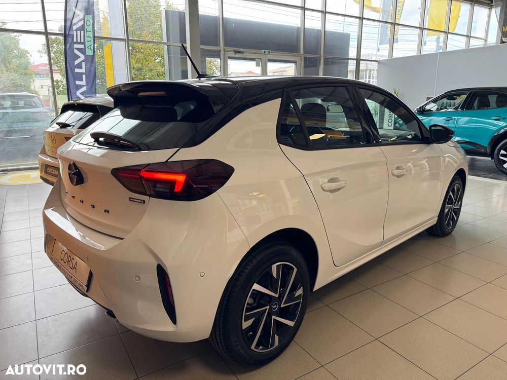 Opel Corsa 1.2L Turbo eDCT6 MHEV GS - 5