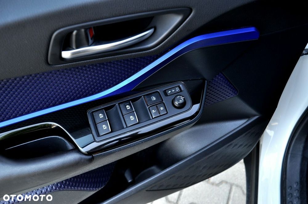 Toyota C-HR - 18