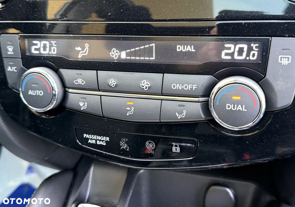 Nissan Qashqai 1.2 DIG-T Tekna EU6 - 28