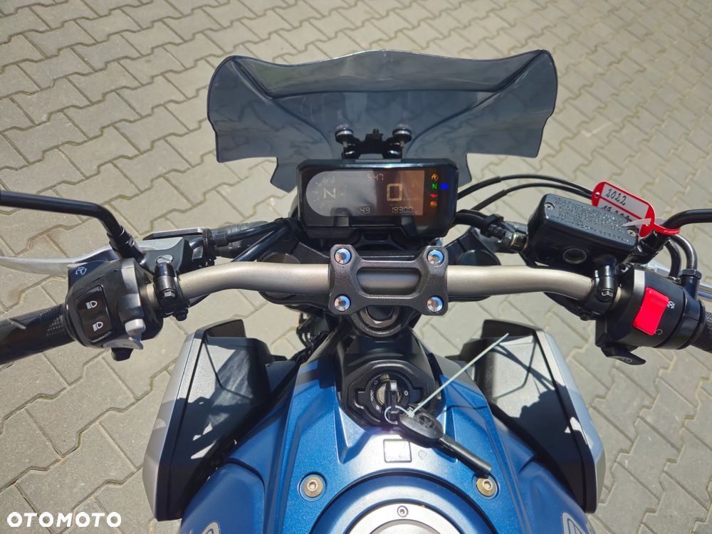 Honda CB - 24