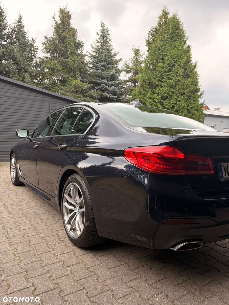BMW Seria 5 520d M Sport - 6