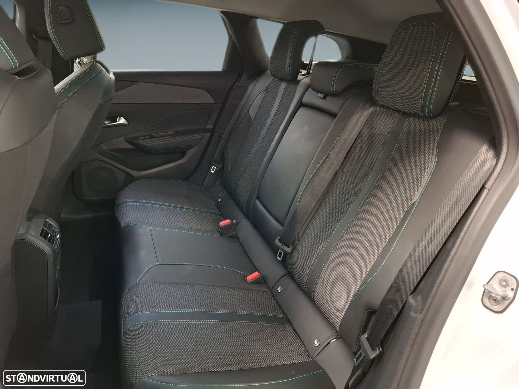 Peugeot 308 SW 1.2 PureTech Allure - 12