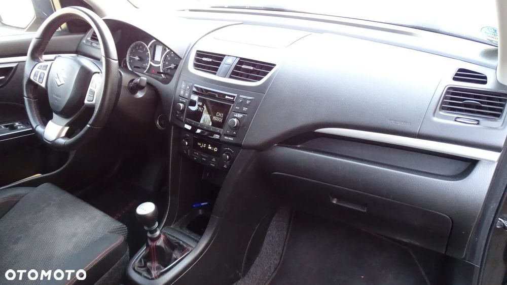 Suzuki Swift 1.6 Sport - 10