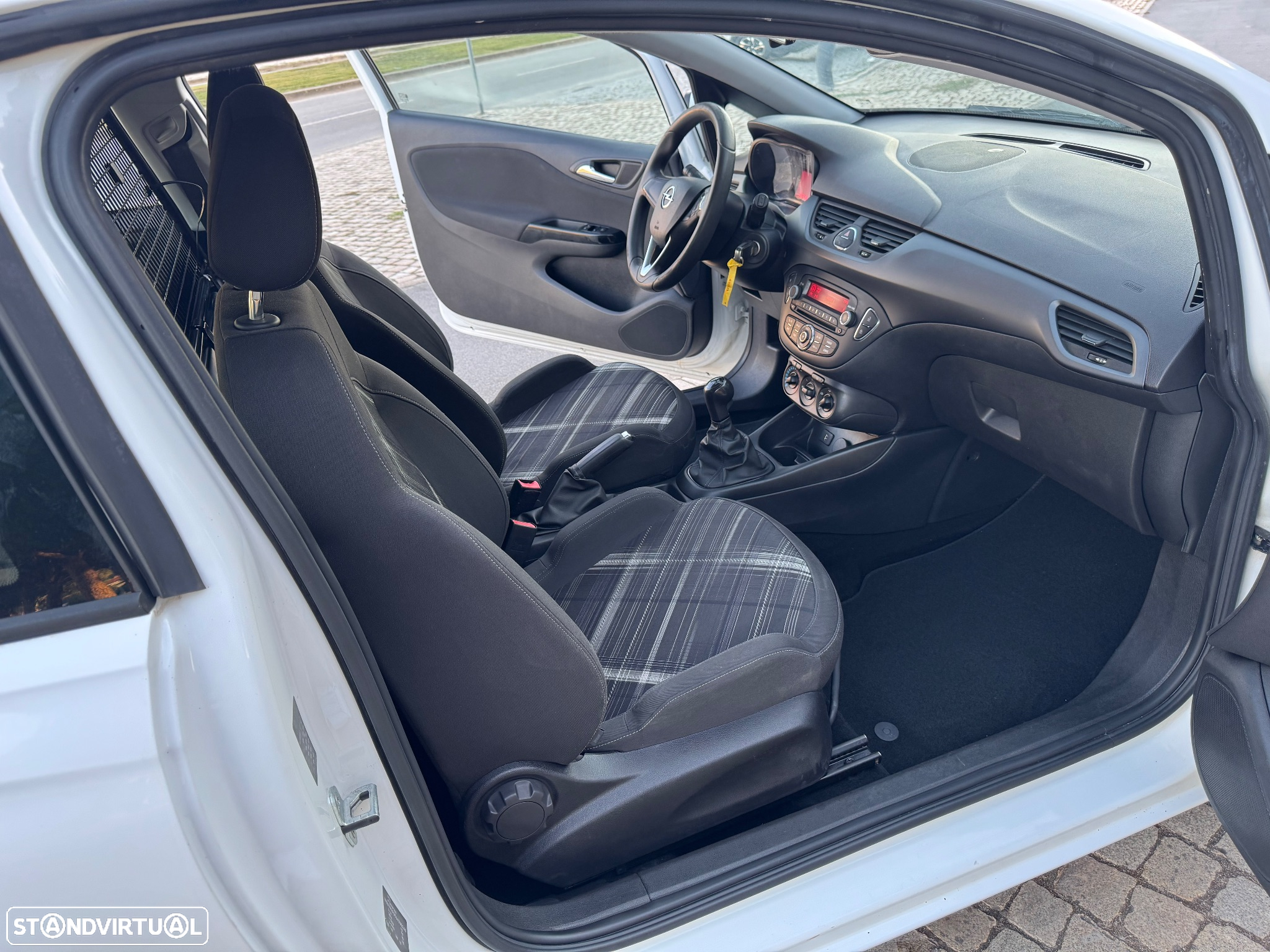 Opel Corsa - 22