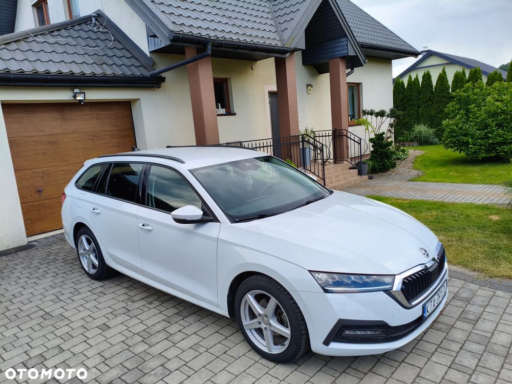 Skoda Octavia 2.0 TDI DSG Style - 11
