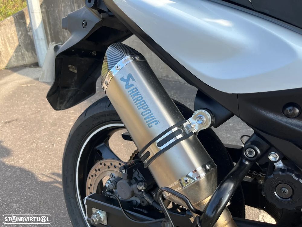 Suzuki DL V-Strom - 4