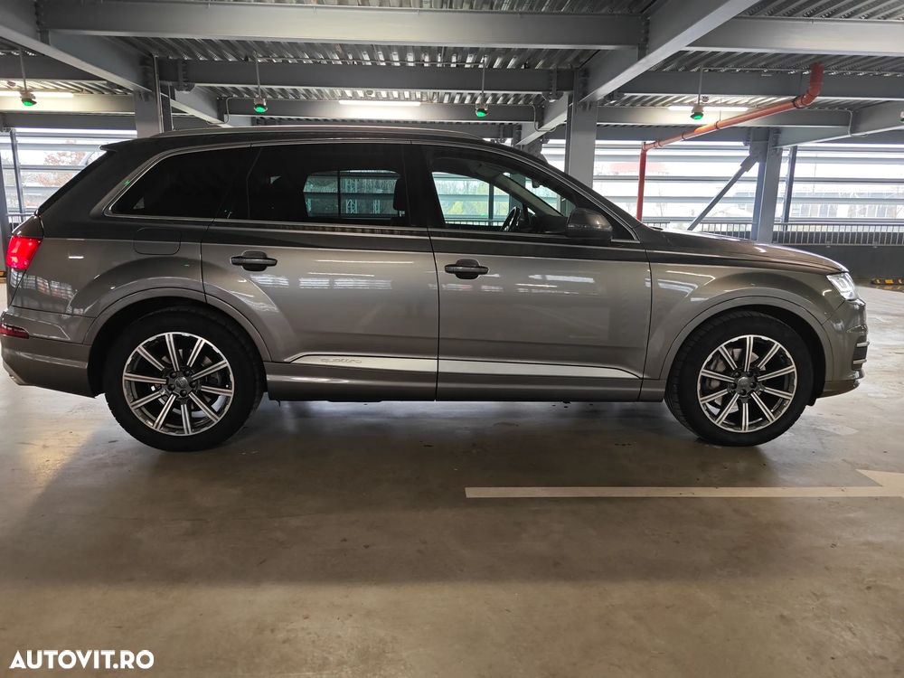 Audi Q7 - 11
