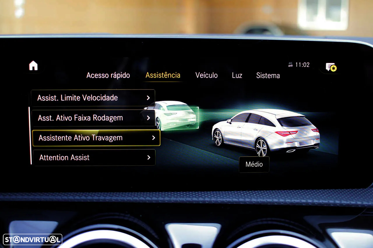 Mercedes-Benz CLA 200 Shooting Brake AMG Line - 28