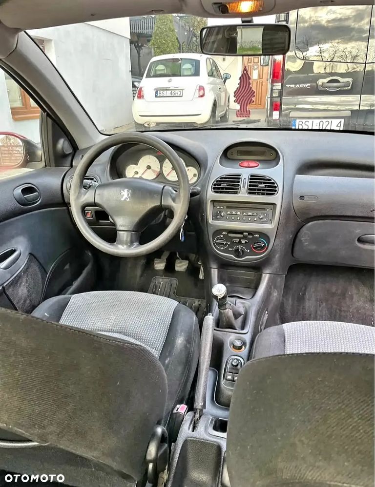 Peugeot 206 - 7