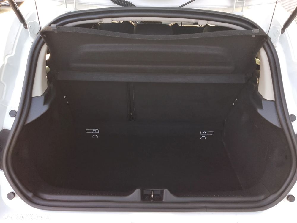 Renault Clio 1.5 dCi Energy Zen - 23