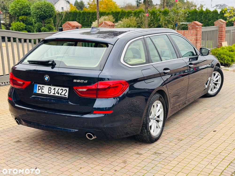 BMW Seria 5 520d Luxury Line sport - 2