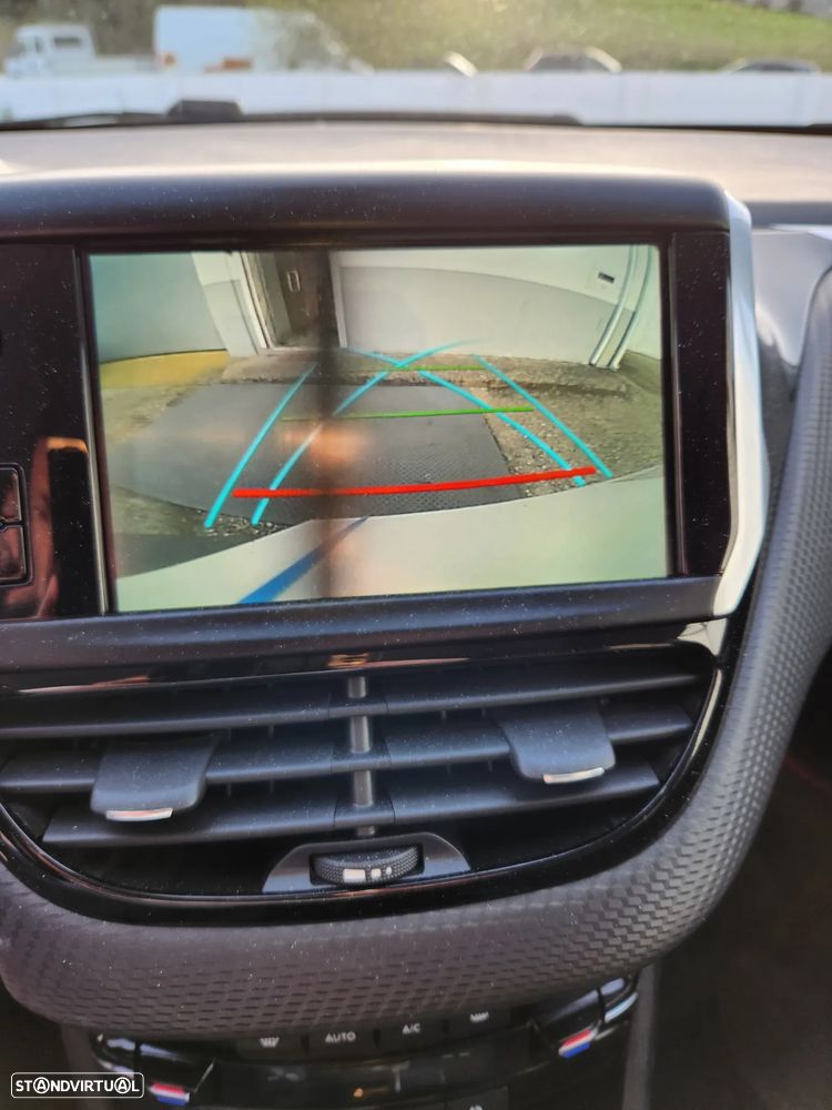 Peugeot 2008 PureTech 110 Stop&Start EAT6 GT-Line Edition - 13