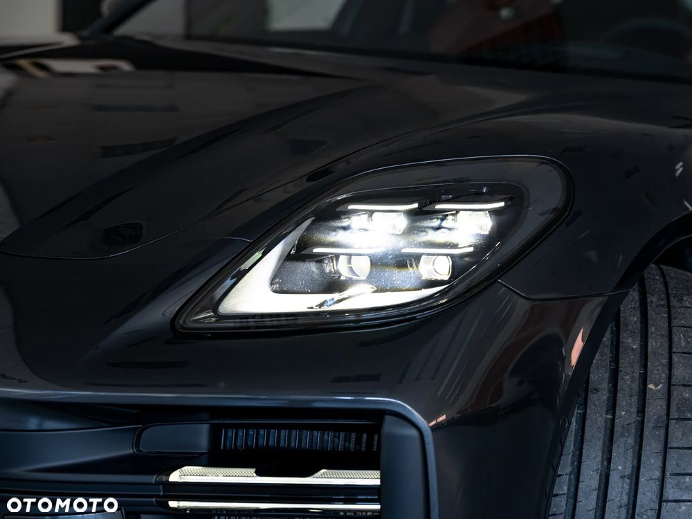 Porsche Panamera 4 - 21
