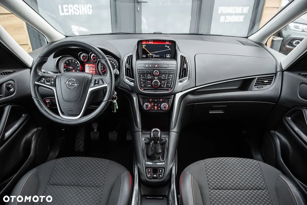 Opel Zafira 1.6 T SIDI Enjoy S&S - 31